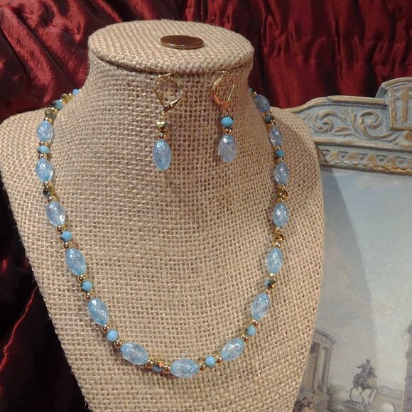 Heavenly handmade necklace/earring set in sky blue - two earring style options - Picture 7 of 11